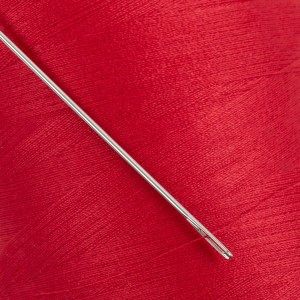 Швейные нитки (полиэстер) 50/2   "Gamma"  ( 101-200 )  4570 м №114 т.красный