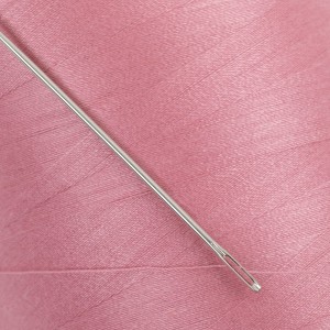 Швейные нитки (полиэстер) 50/2   "Gamma"  ( 101-200 )  4570 м №153 серо-розовый