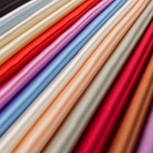 Ткань PSS-001   Poly satin   ФАСОВКА   100 г/кв.м ± 5 г/кв.м  100 х  145 см  95\% полиэстер, 5\% спандекс №03 красный