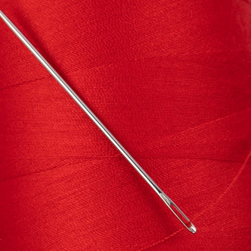 Швейные нитки (полиэстер) 40/2   "Nitka"  ( 101-200 )  4570 м №112 красный