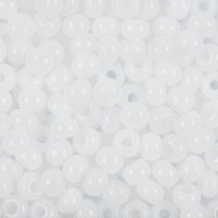 Бисер Чехия круглый   02/0   311-19001   6 мм  50 г 02090 прозрачный