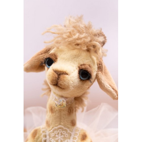 "HobbyBe"   Ресницы для кукол и игрушек   20 шт.  СК/Распродажа EYL- 4 коричневый (длина 12мм)