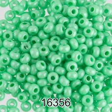 Бисер Чехия круглый 4   10/0   2.3 мм  500 г 16356 (Ф404) салатовый