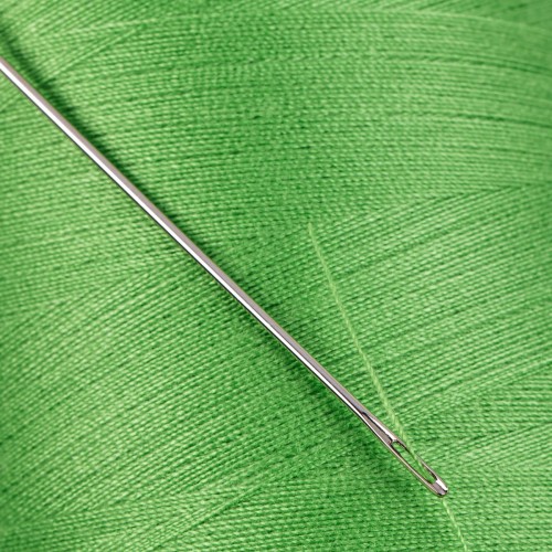 Швейные нитки (полиэстер) 40/2   "Nitka"  ( 201-300 )  4570 м №203 ярко-салатовый