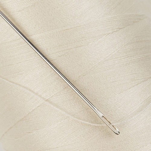 Швейные нитки (полиэстер) 40/2   "Nitka"  ( 301-400 )  4570 м №351 св.кремовый