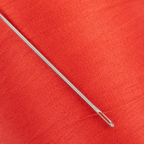 Швейные нитки (полиэстер) 50/2   "Gamma"  ( 101-200 )  4570 м №111 красный