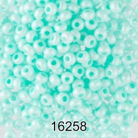 Бисер Чехия круглый 4   10/0   2.3 мм  500 г 16258 (Ф302) салатовый