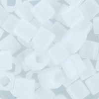 Бисер Япония "TOHO" CUBE №1   4 мм  5 х  5 г №0041 белый