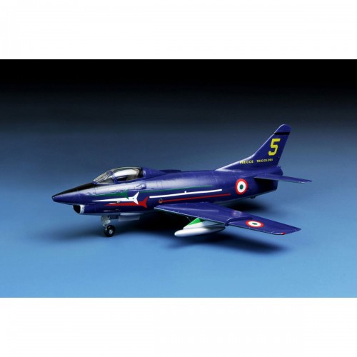 "MENG"   DS-004   "самолёт"   СК/Уценка G.91R Light Fighter-Bomber 1/72