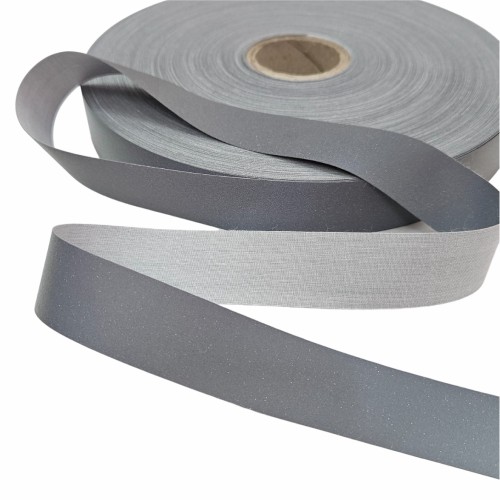 Лента светоотражающая 25 мм х/б (270) ( рул. 125 м)