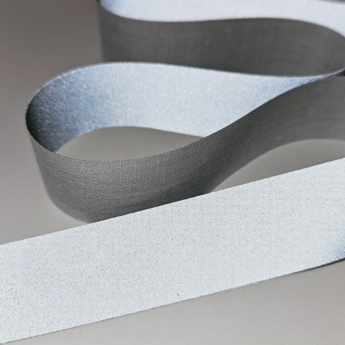 Лента светоотражающая 50 мм х/б (270) ( рул. 125 м)