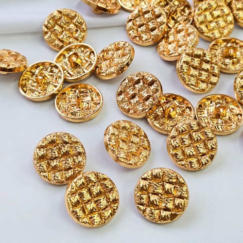 Пуговица MN-6. 17 мм св. золото (уп. 12 шт)