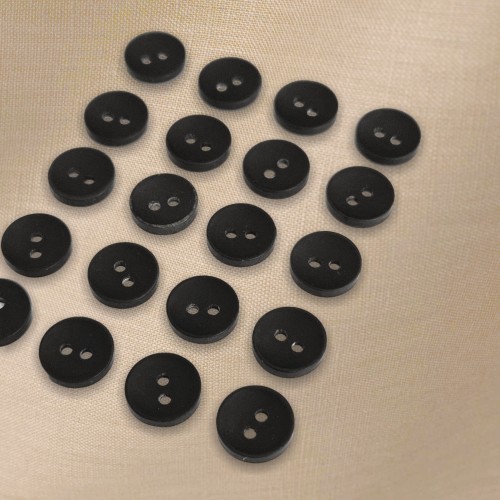 Пуговица P-001. 11.5 мм/2. черный (уп. 12 шт)
