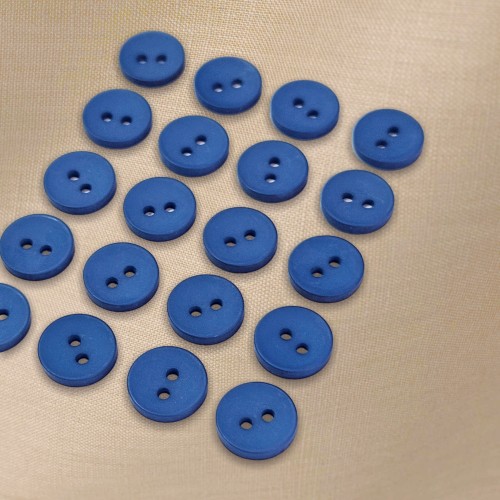 Пуговица P-001. 11.5 мм/2. василек 19-4150 (уп. 12 шт)