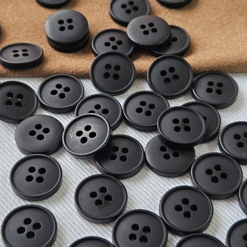 Пуговица P-003. 15мм/4. черный ( 12 шт)