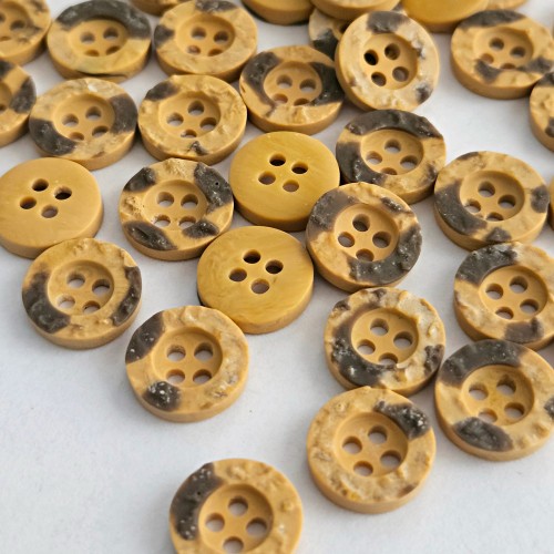 Пуговица P-A1404. 11.5 мм/4 темно-бежевый (уп. 12 шт)
