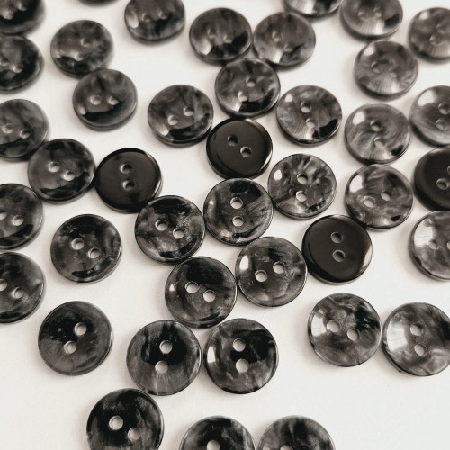 Пуговица P-A2027. 11.5 мм/2 антрацит (уп. 12 шт)