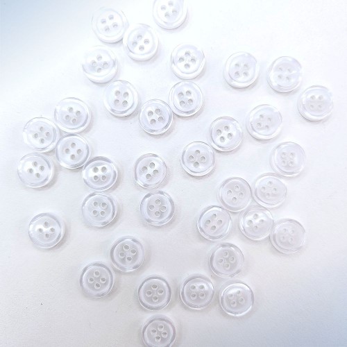 Пуговица рубашечная/блузочная (4 прокола) арт. ST1. L18 - 11 мм белый перламутр (уп. 12 шт)