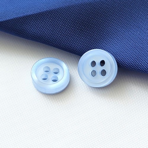 Пуговица рубашечная/блузочная (4 прокола) арт. ST1. L14 - 9 мм светло-голубой (уп. 12 шт)
