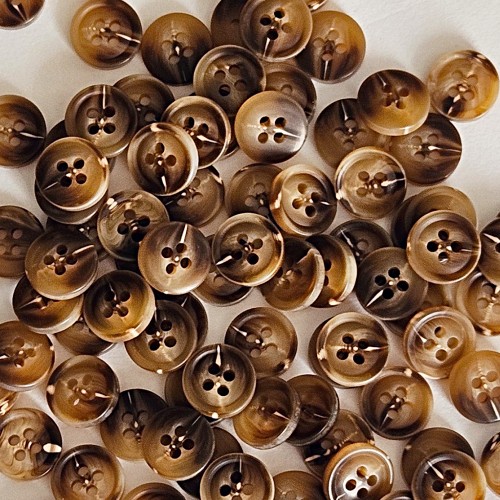 Пуговица P-A1828. 12.5 мм/4 бежево-коричневый (уп. 12 шт)