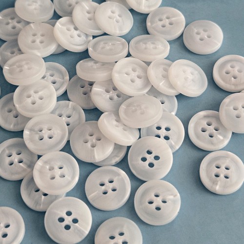 Пуговица P-A1828. 12.5 мм/4 белый (уп. 12 шт)